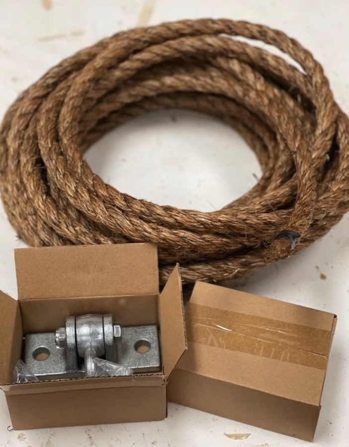 Hanging kit rope and hardware
